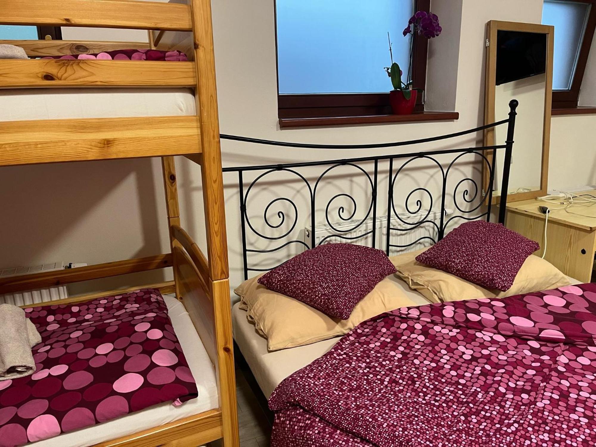 Hotel Zlechov Plumlov Quarto foto